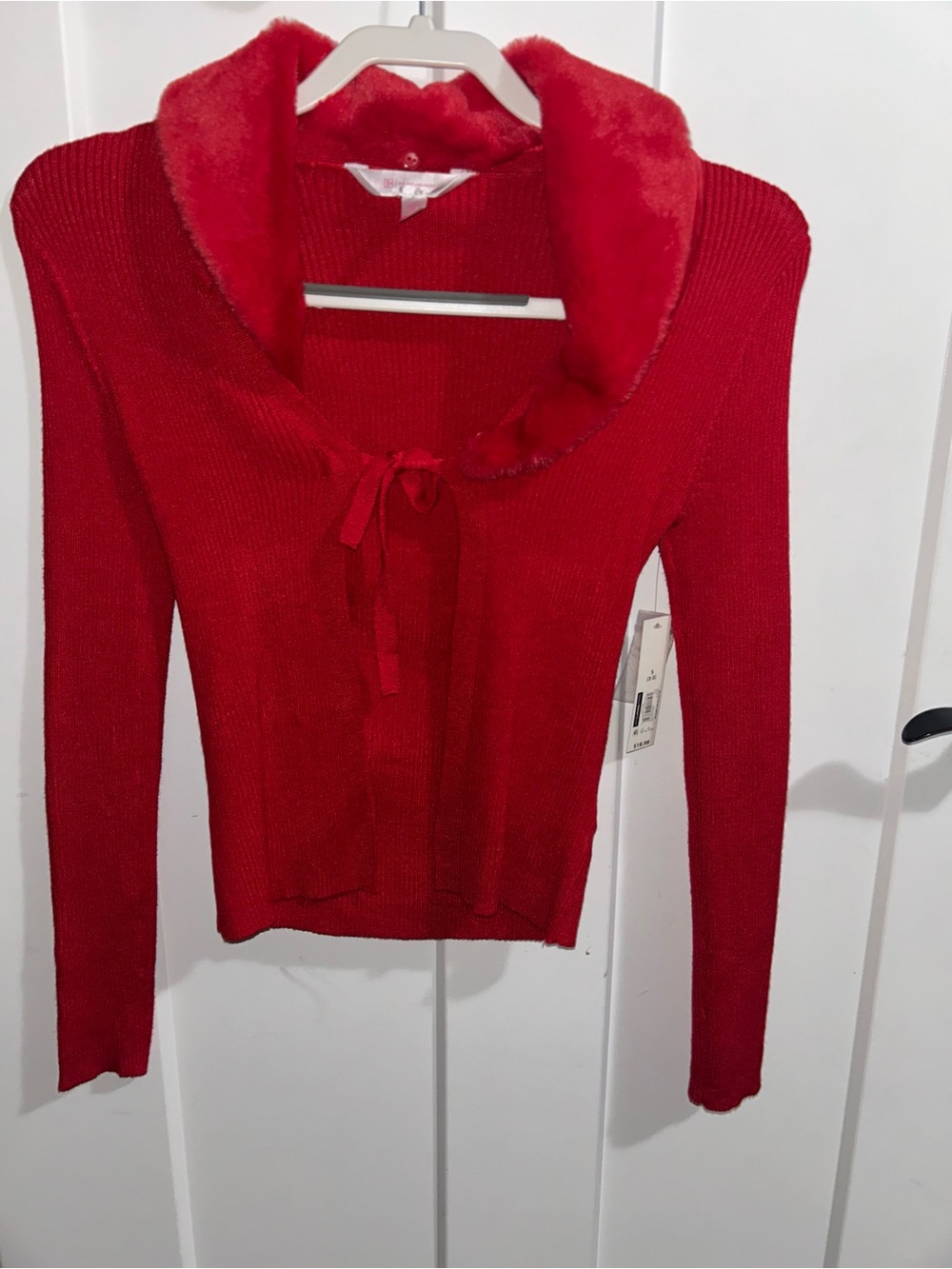 No Boundaries Red Knit Sweater with Faux-Fur Collar